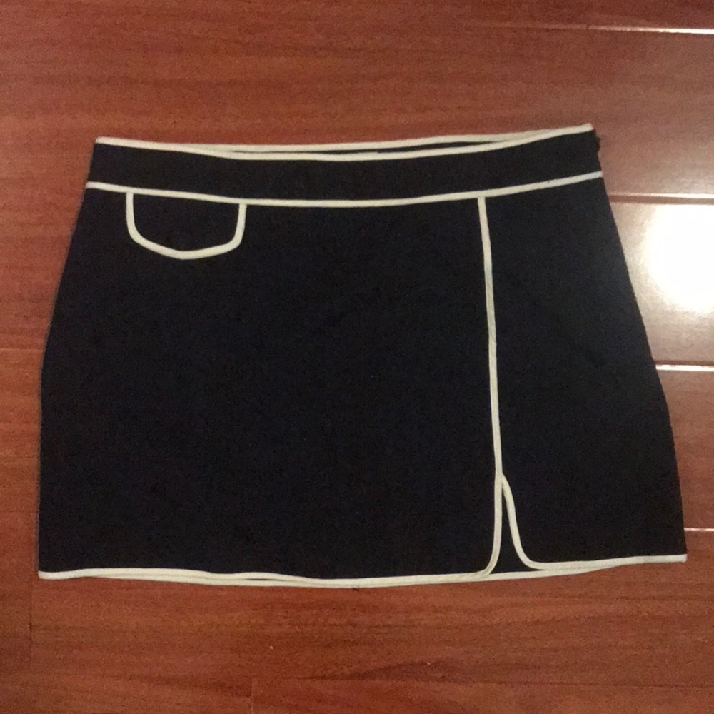 Navy mini skirt